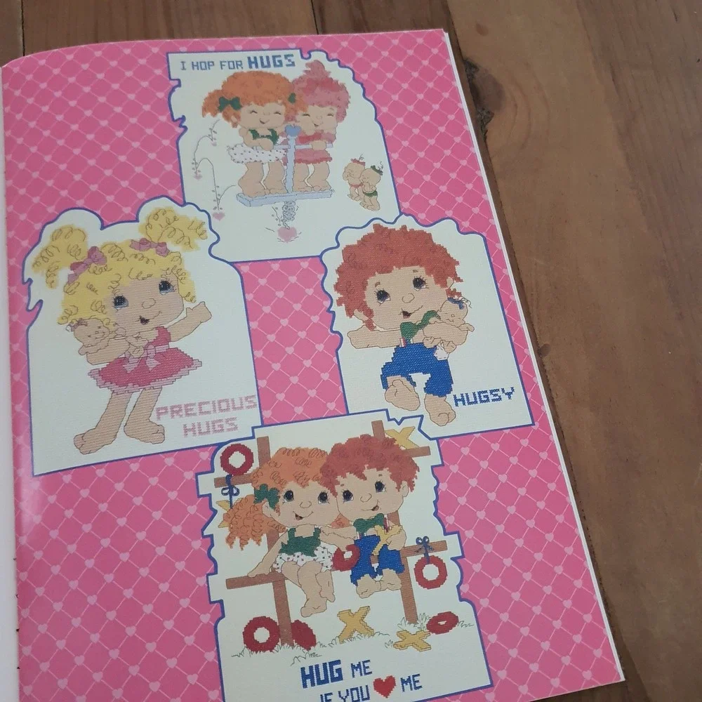 Vintage 1985 Hugga Bunch Cross Stitch Pattern Book 38 Gloria & Pat Hallmark